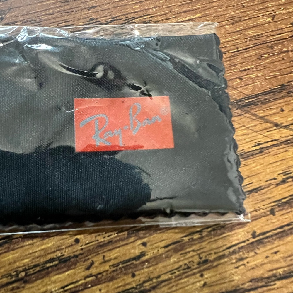 RayBan Microfiber Lens Cloth - Black - Picture 2 of 3